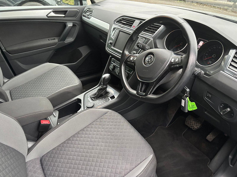 Volkswagen Tiguan 2.0 TDI BlueMotion Tech SE Navigation SUV 5dr Diesel DSG 4Motion Euro 6 (s/s) (150 ps) 5dr Automatic 2026