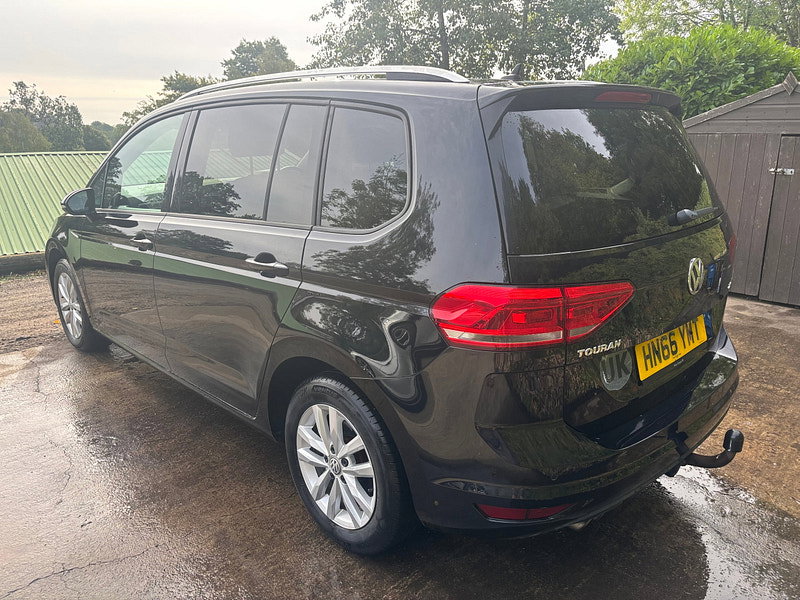 Volkswagen Touran 2.0 TDI BlueMotion Tech SE MPV 5dr Diesel Manual Euro 6 (s/s) (150 ps) 5dr Manual 2026