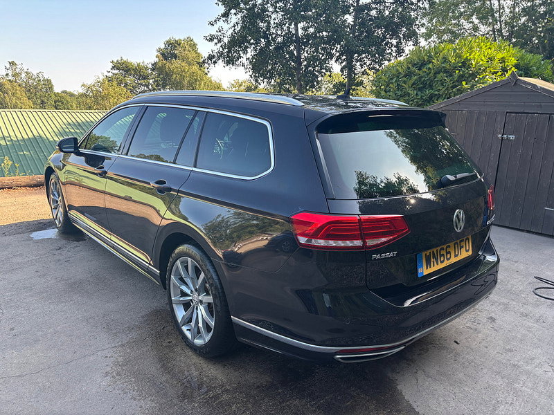 Volkswagen Passat 2.0 TDI BlueMotion Tech R-Line Estate 5dr Diesel Manual Euro 6 (s/s) (150 ps) 5dr Manual 2026