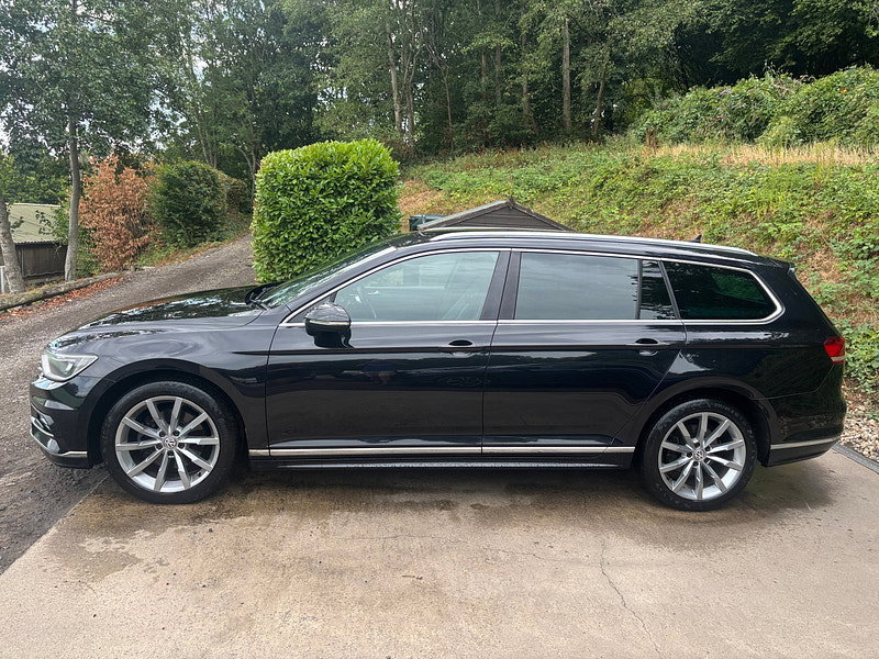 Volkswagen Passat 2.0 TDI BlueMotion Tech R-Line Estate 5dr Diesel Manual Euro 6 (s/s) (150 ps) 5dr Manual 2026