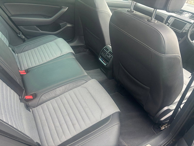 Volkswagen Passat 2.0 TDI BlueMotion Tech R-Line Estate 5dr Diesel Manual Euro 6 (s/s) (150 ps) 5dr Manual 2026