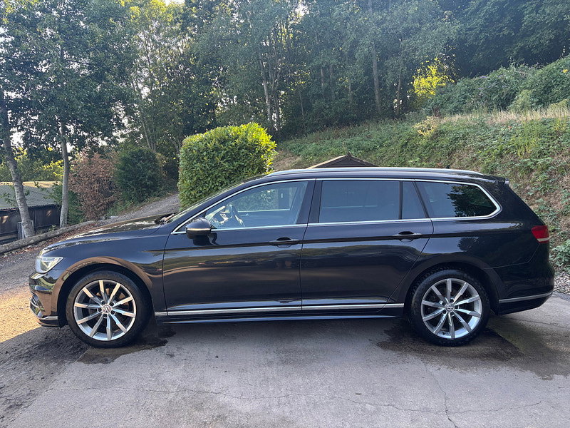 Volkswagen Passat 2.0 TDI BlueMotion Tech R-Line Estate 5dr Diesel Manual Euro 6 (s/s) (150 ps) 5dr Manual 2026