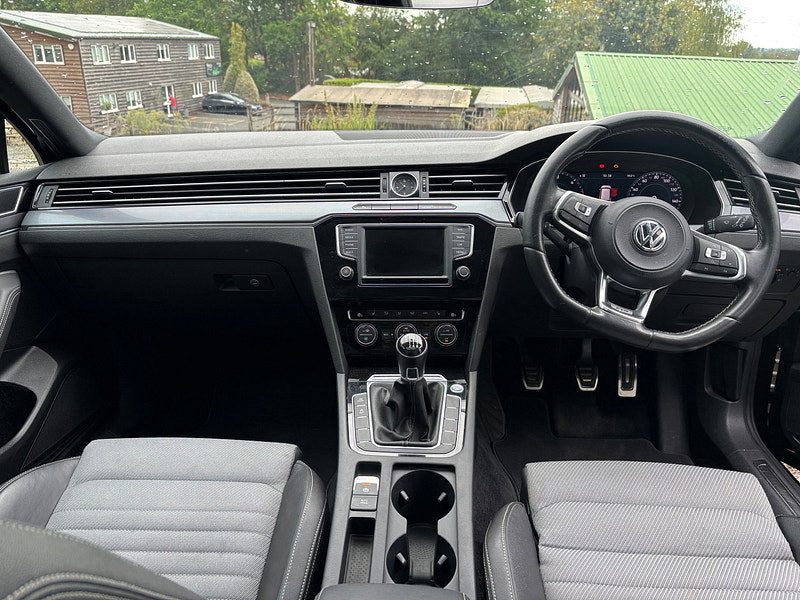 Volkswagen Passat 2.0 TDI BlueMotion Tech R-Line Estate 5dr Diesel Manual Euro 6 (s/s) (150 ps) 5dr Manual 2026