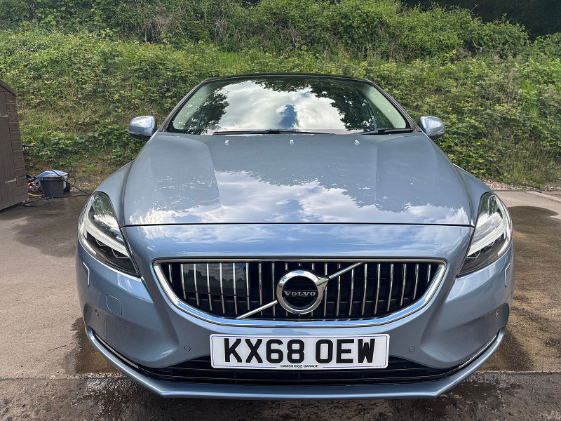 Volvo V40 1.5 T3 GPF Inscription Hatchback 5dr Petrol Auto Euro 6 (s/s) (152 ps) 5dr Automatic 2026