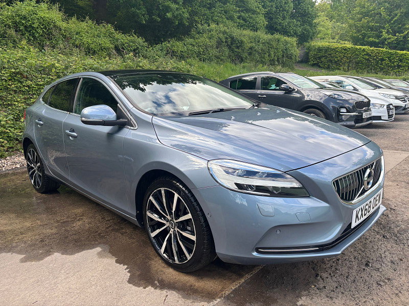 Volvo V40 1.5 T3 GPF Inscription Hatchback 5dr Petrol Auto Euro 6 (s/s) (152 ps) 5dr Automatic 2026