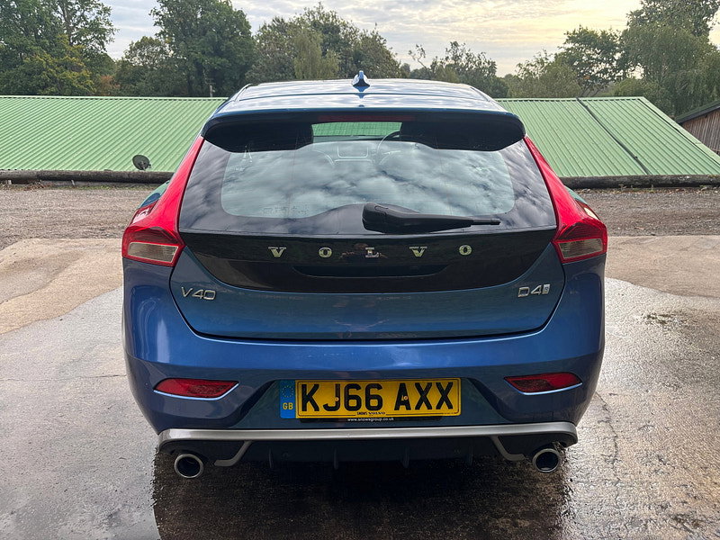 Volvo V40 2.0 D4 R-Design Hatchback 5dr Diesel Manual Euro 6 (s/s) (190 ps) 5dr Manual 2026