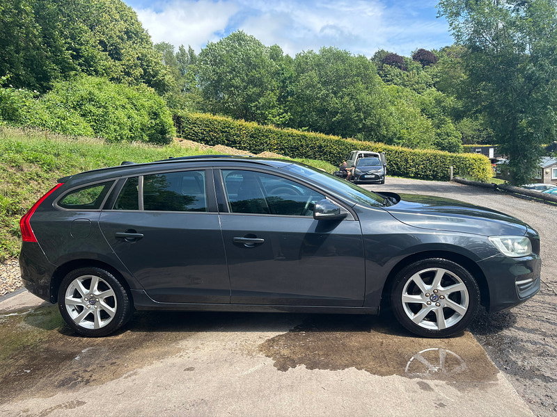Volvo V60 2.0 D4 Business Edition Estate 5dr Diesel Manual Euro 6 (s/s) (181 ps) 5dr Manual 2026