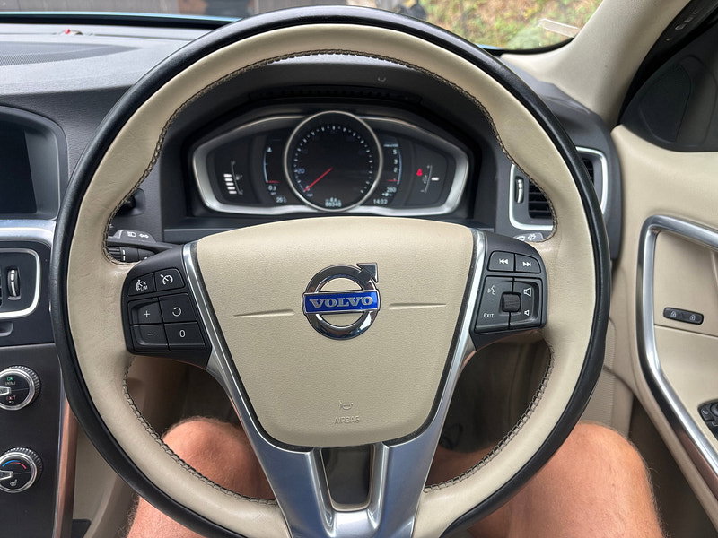 Volvo V60 2.0 D4 SE Lux Nav Estate 5dr Diesel Manual Euro 6 (s/s) (181 ps) 5dr Manual 2026