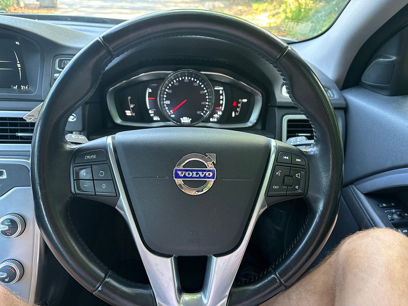 Volvo V70 2.0 D4 SE Lux Estate 5dr Diesel Auto Euro 6 (s/s) (181 ps) 5dr Automatic 2026