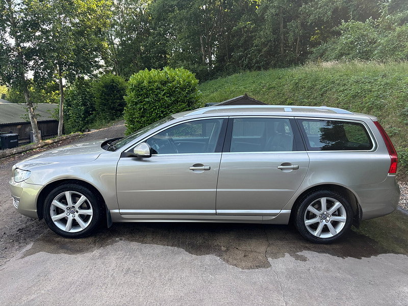 Volvo V70 2.0 D4 SE Lux Estate 5dr Diesel Auto Euro 6 (s/s) (181 ps) 5dr Automatic 2026