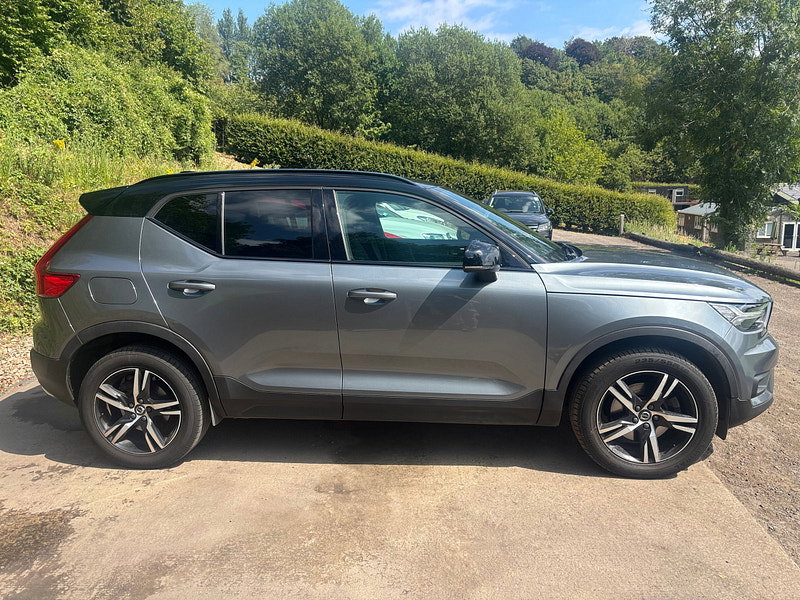 Volvo XC40 2.0 D3 R-Design SUV 5dr Diesel Auto AWD Euro 6 (s/s) (150 ps) 5dr Automatic 2026