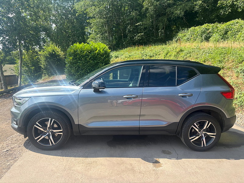 Volvo XC40 2.0 D3 R-Design SUV 5dr Diesel Auto AWD Euro 6 (s/s) (150 ps) 5dr Automatic 2026