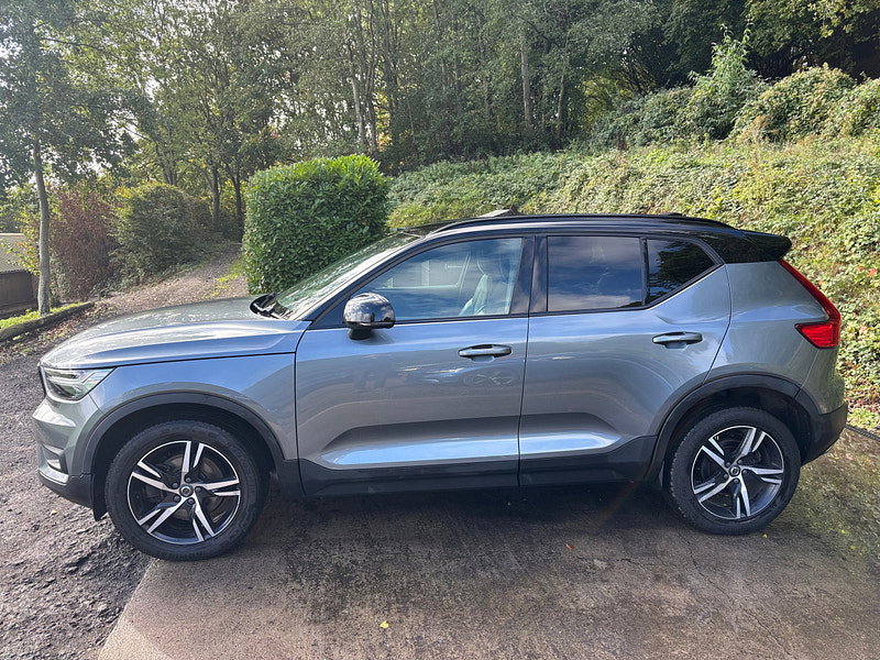 Volvo XC40 2.0 D3 R-Design SUV 5dr Diesel Auto AWD Euro 6 (s/s) (150 ps) 5dr Automatic 2026