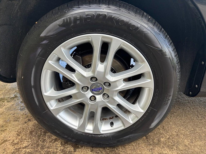 Volvo XC60 2.4 D5 SE Lux Nav SUV 5dr Diesel Geartronic AWD Euro 5 (215 ps) 5dr Automatic 2026