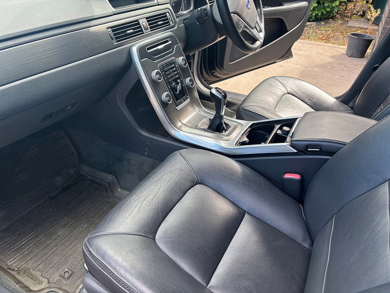 Volvo XC70 2.0 D4 SE Lux Estate 5dr Diesel Manual Euro 6 (s/s) (181 ps) 5dr Manual 2026