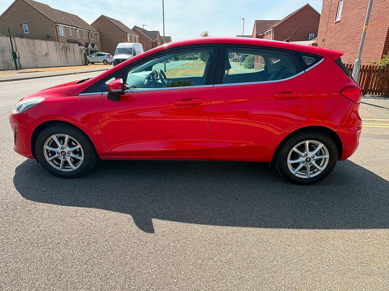 Ford Fiesta 1.0T EcoBoost Zetec Hatchback 5dr Petrol Manual Euro 6 (s/s) (100 ps)