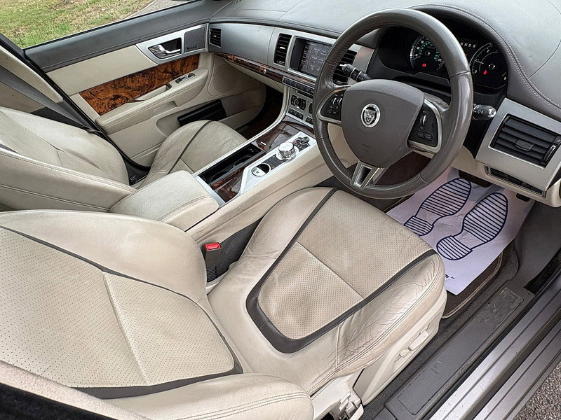 Jaguar XF 2.2d Portfolio Saloon 4dr Diesel Auto Euro 5 (s/s) (190 ps)
