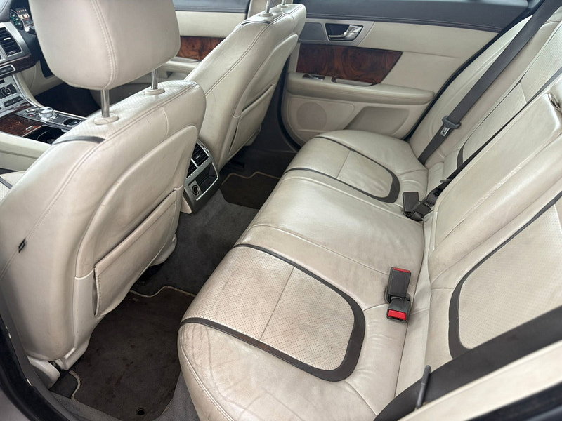 Jaguar XF 2.2d Portfolio Saloon 4dr Diesel Auto Euro 5 (s/s) (190 ps)