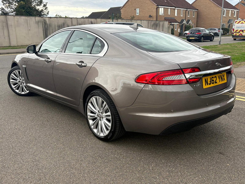 Jaguar XF 2.2d Portfolio Saloon 4dr Diesel Auto Euro 5 (s/s) (190 ps)