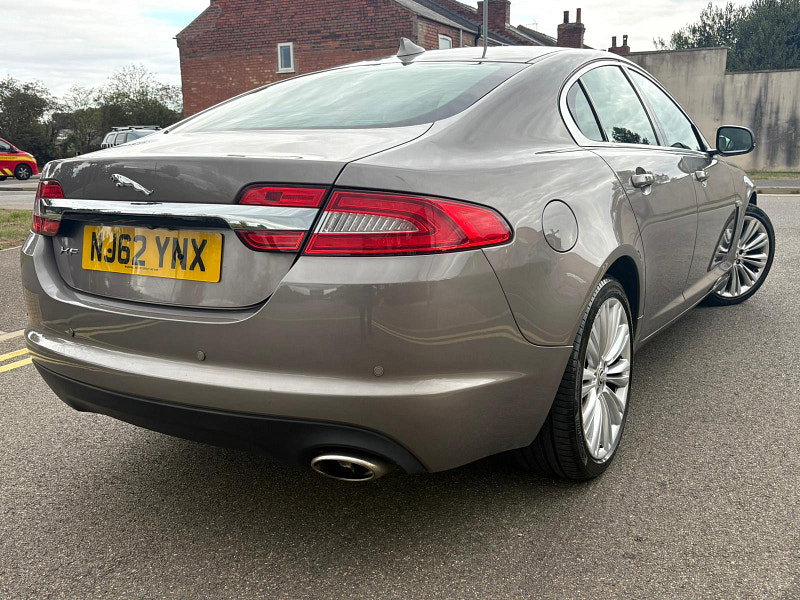 Jaguar XF 2.2d Portfolio Saloon 4dr Diesel Auto Euro 5 (s/s) (190 ps)
