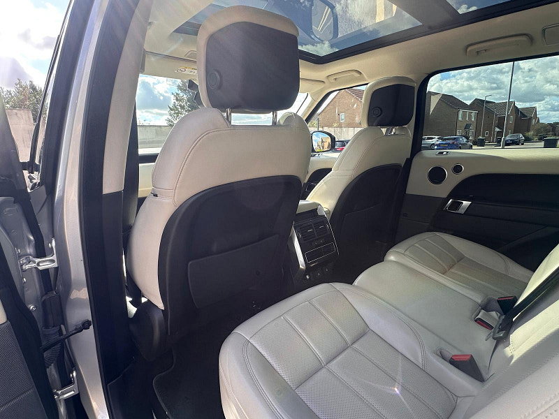 Land Rover Range Rover Sport 2.0 P400e 13.1kWh HSE GPF Dynamic SUV 5dr Petrol Plug-in Hybrid Auto 4WD Euro 6 (s/s) (404 ps)
