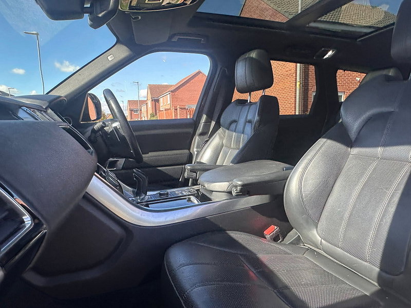 Land Rover Range Rover Sport 3.0 SD V6 HSE Dynamic SUV 5dr Diesel Auto 4WD Euro 6 (s/s) (306 ps)