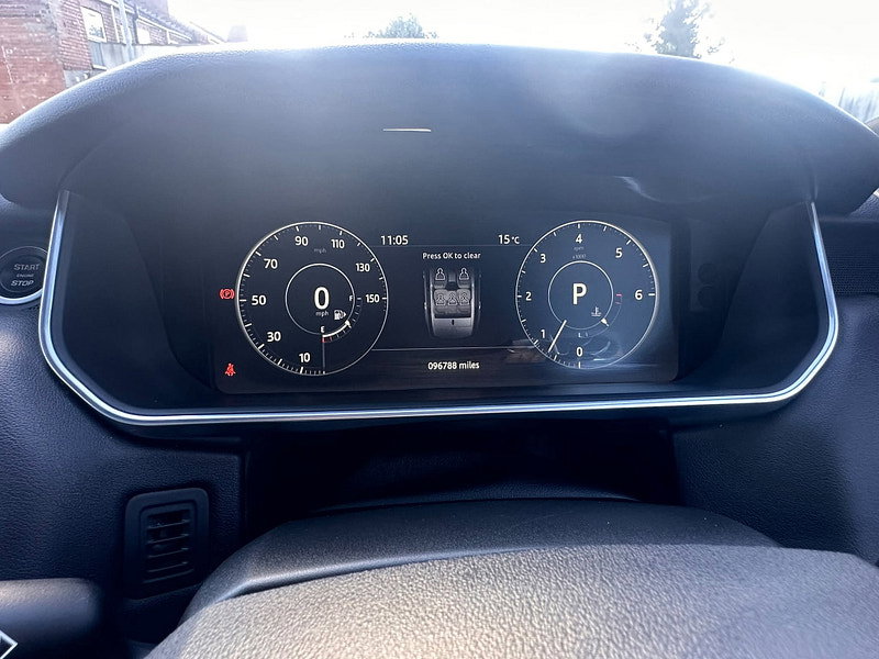 Land Rover Range Rover Sport 3.0 SD V6 HSE Dynamic SUV 5dr Diesel Auto 4WD Euro 6 (s/s) (306 ps)