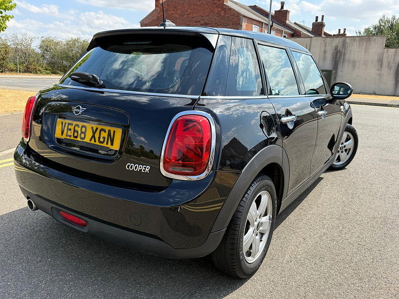 MINI Hatch 1.5 Cooper Hatchback 5dr Petrol Manual Euro 6 (s/s) (136 ps)
