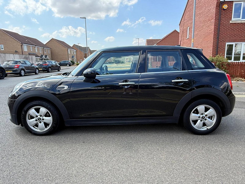 MINI Hatch 1.5 Cooper Hatchback 5dr Petrol Manual Euro 6 (s/s) (136 ps)