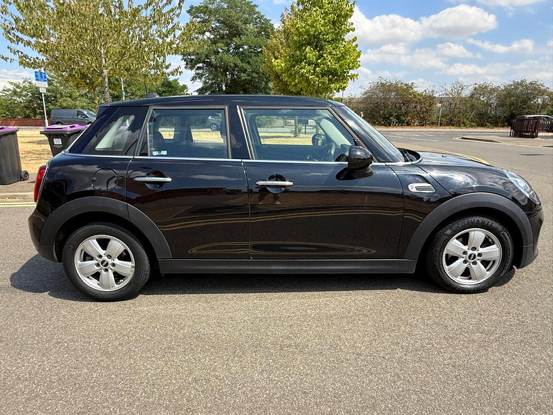 MINI Hatch 1.5 Cooper Hatchback 5dr Petrol Manual Euro 6 (s/s) (136 ps)