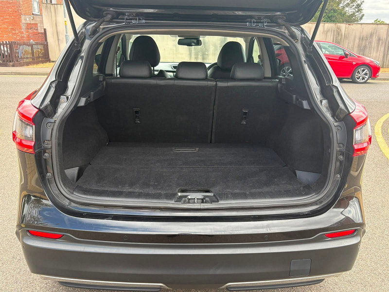 Nissan Qashqai 1.5 dCi Tekna SUV 5dr Diesel Manual Euro 6 (s/s) (110 ps)