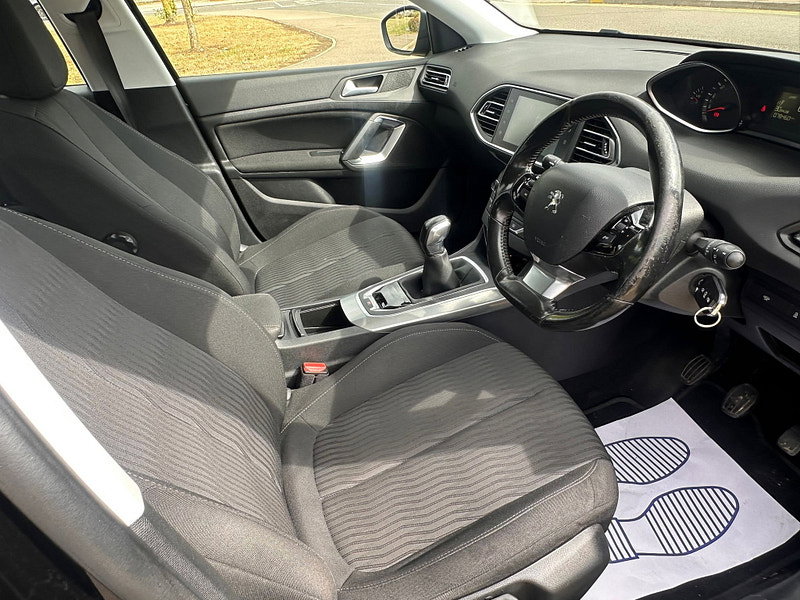 Peugeot 308 1.2 PureTech Active Hatchback 5dr Petrol Manual Euro 6 (s/s) (110 ps)