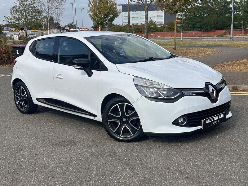 Renault Clio 0.9 TCe Dynamique MediaNav Hatchback 5dr Petrol Manual Euro 5 (s/s) (90 ps)