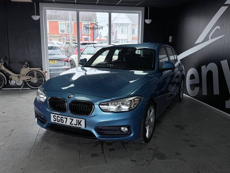 BMW 1 Series 1.5 118i Sport Hatchback 5dr Petrol Manual Euro 6 (s/s) (136 ps) 5dr Manual 2026