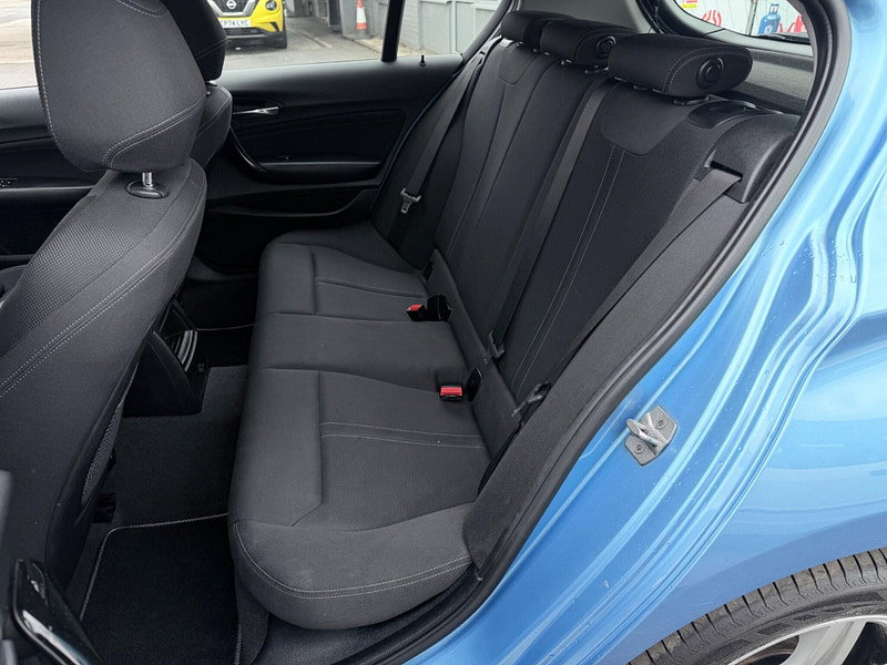 BMW 1 Series 1.5 118i Sport Hatchback 5dr Petrol Manual Euro 6 (s/s) (136 ps) 5dr Manual 2026