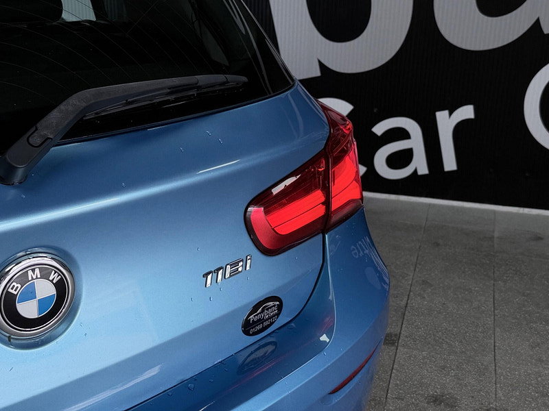 BMW 1 Series 1.5 118i Sport Hatchback 5dr Petrol Manual Euro 6 (s/s) (136 ps) 5dr Manual 2026