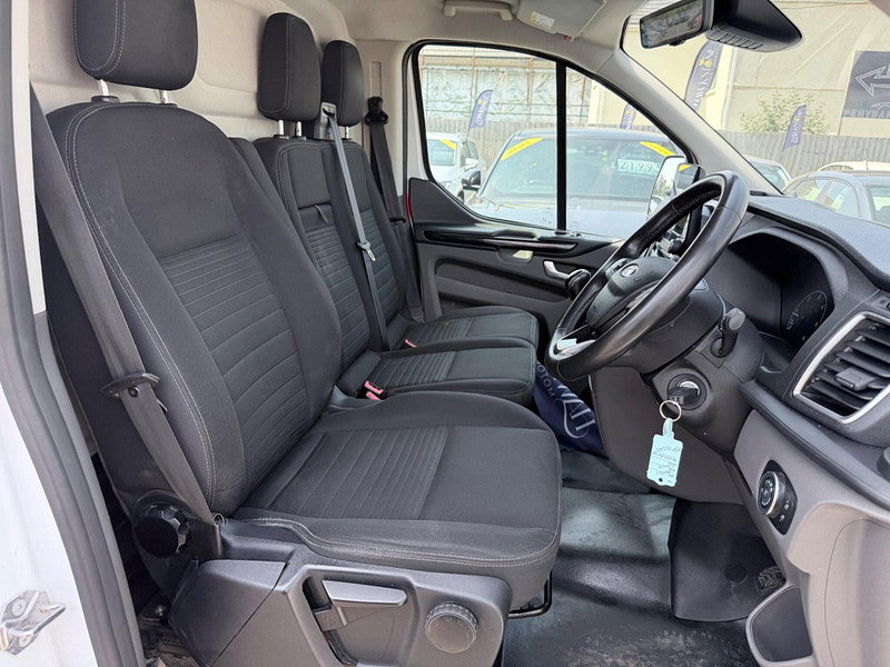 Ford Transit Custom 2.0 300 EcoBlue Limited L1 H1 Euro 6 (s/s) 5dr 5dr Manual 2026