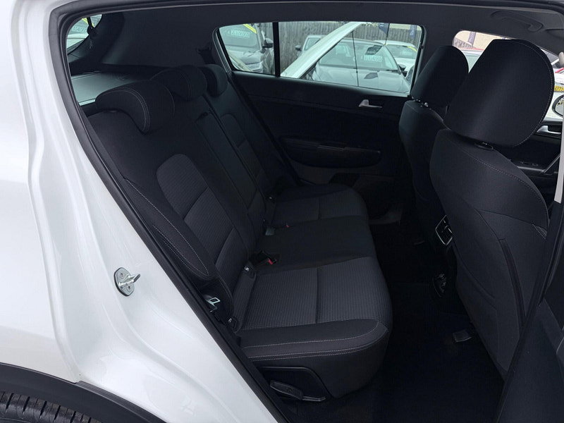 Kia Sportage 1.6 GDi 2 Euro 6 (s/s) 5dr 5dr Manual 2026