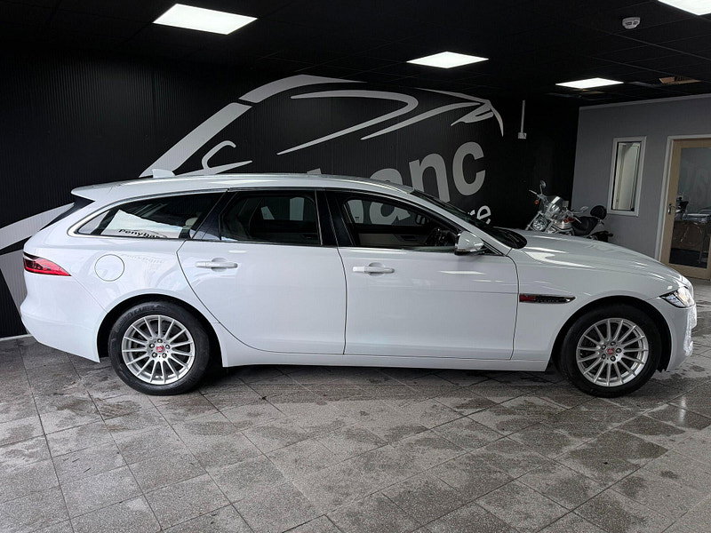 Jaguar XF 2.0d Portfolio Sportbrake Euro 6 (s/s) 5dr 5dr Manual 2026
