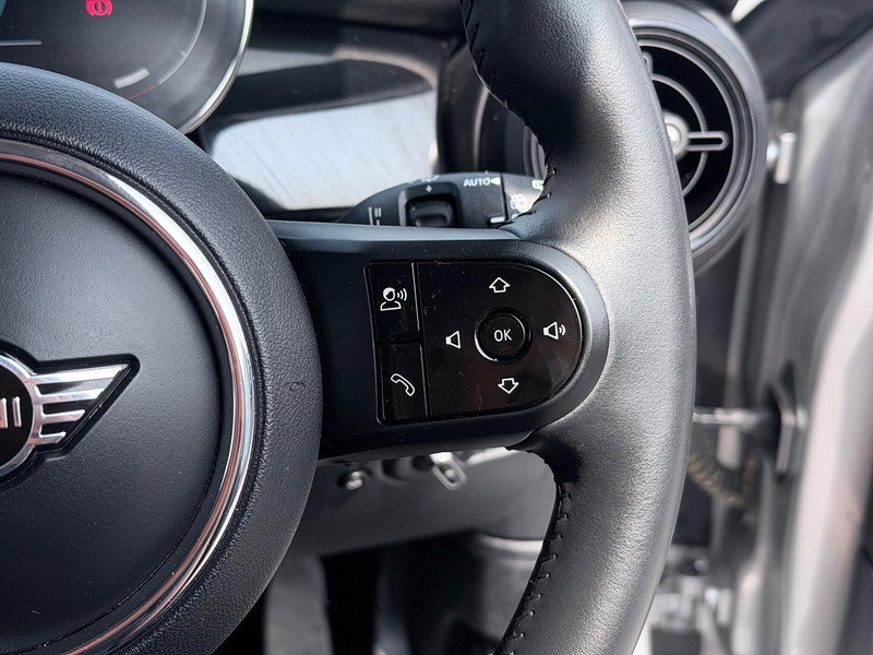 MINI Hatch 1.5 Cooper Classic Euro 6 (s/s) 5dr 5dr Manual 2026