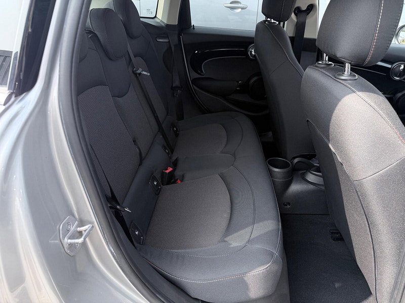 MINI Hatch 1.5 Cooper Classic Euro 6 (s/s) 5dr 5dr Manual 2026