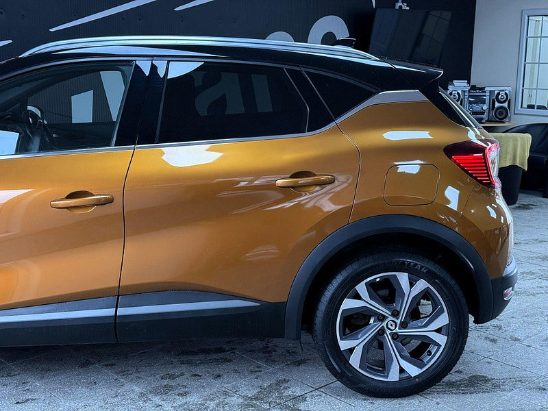 Renault Captur 1.6 E-TECH 9.8kWh RS Line Auto Euro 6 (s/s) 5dr 5dr Automatic 2026