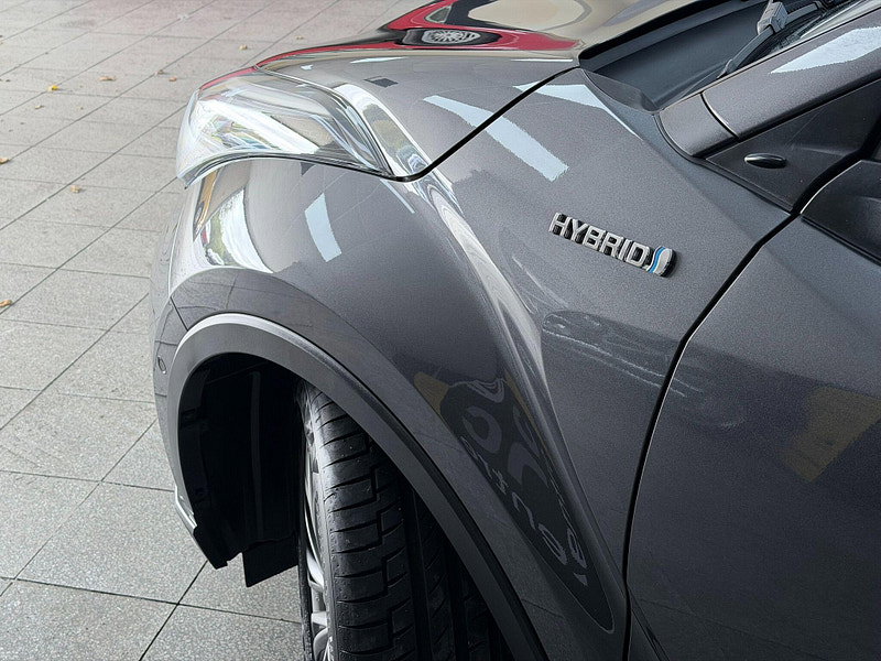 Toyota C-HR 2.0 VVT-h Excel CVT Euro 6 (s/s) 5dr 5dr Automatic 2026