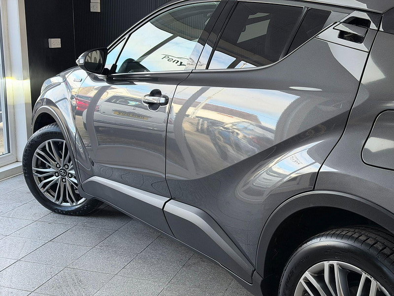 Toyota C-HR 2.0 VVT-h Excel CVT Euro 6 (s/s) 5dr 5dr Automatic 2026
