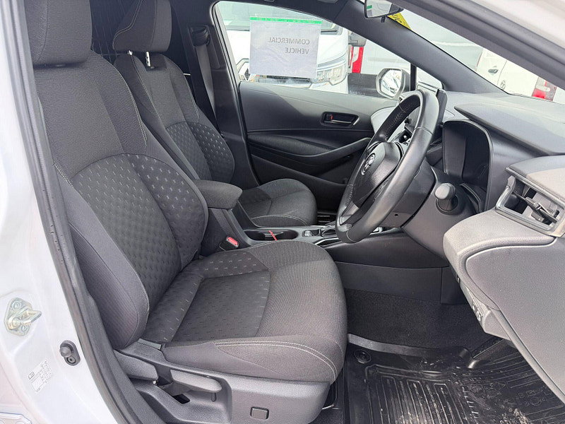Toyota Corolla 1.8 VVT-h CVT Euro 6 (s/s) 5dr 5dr Automatic 2026