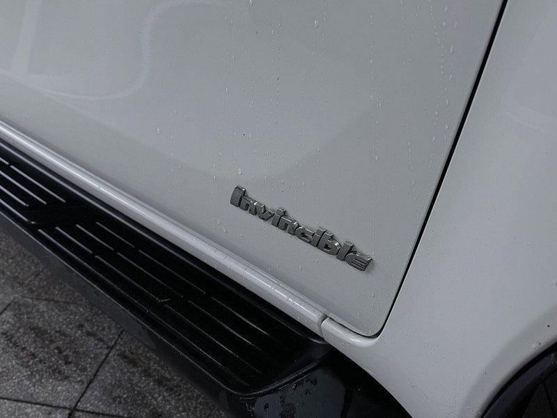 Toyota Hilux 2.8 D-4D Invincible Auto 4WD Euro 6 (s/s) 4dr 4dr Automatic 2026