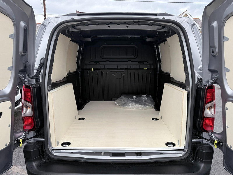 Toyota PROACE CITY 1.5 BlueHDi Active Short Panel Van SWB Euro 6 (s/s) 6dr 6dr Manual 2026