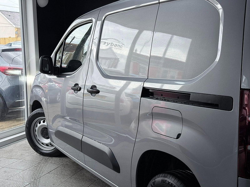 Toyota PROACE CITY 1.5 BlueHDi Active Short Panel Van SWB Euro 6 (s/s) 6dr 6dr Manual 2026