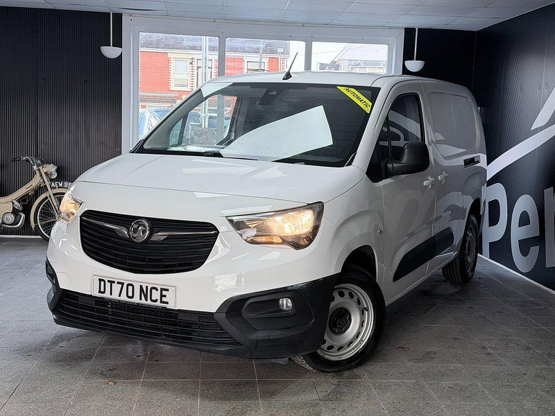 Vauxhall Combo 1.5 Turbo D 2300 Edition Auto L2 H1 Euro 6 (s/s) 4dr 4dr Automatic 2026