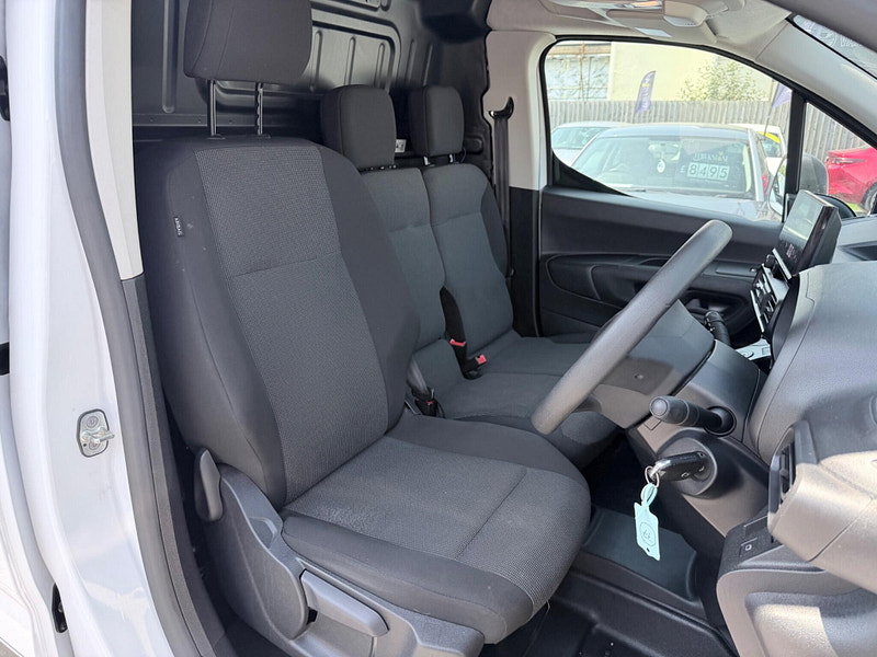 Vauxhall Combo 1.5 Turbo D 2300 Prime XL Panel Van LWB Euro 6 (s/s) 6dr 6dr Manual 2026